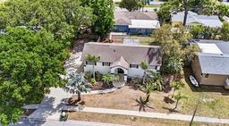 Picture of 1037 Jamaica Way, Tarpon Springs, FL 34689
