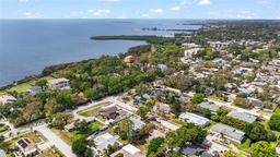 Picture of 1037 Jamaica Way, Tarpon Springs, FL 34689