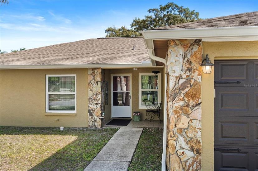 Picture of 5383 Black Pine Drive, Tampa FL 33624