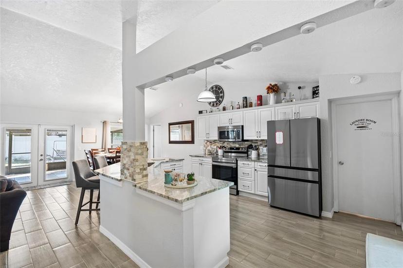 Picture of 5383 Black Pine Drive, Tampa FL 33624