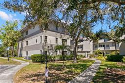 Picture of 2650 Countryside Boulevard Unit B102, Clearwater, FL 33761