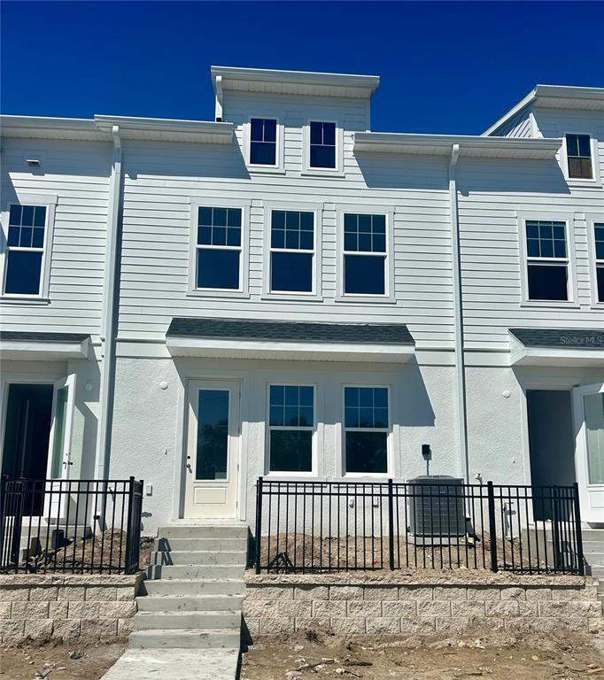 Picture of 4717 W Mccoy Street Unit 8, Tampa, FL 33616