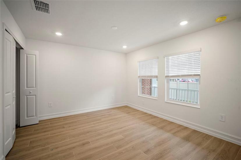 Picture of 4511 S Manhattan Avenue Unit 23, Tampa FL 33611