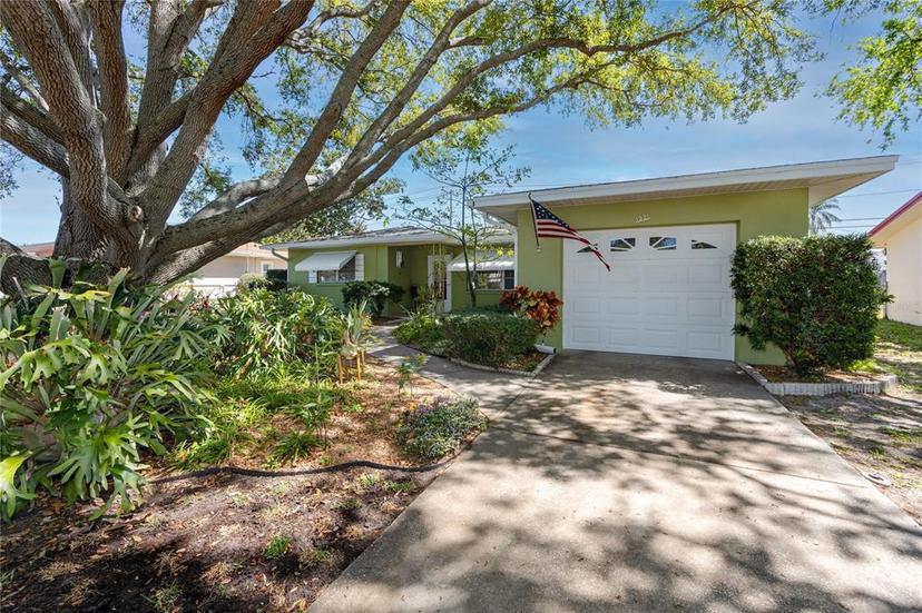 Picture of 1521 San Helen Drive, Dunedin FL 34698