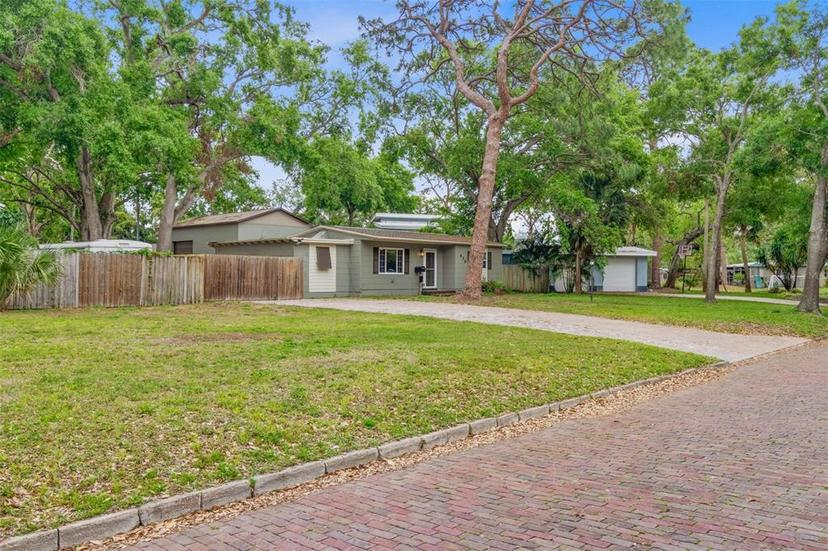 Picture of 413 65Th Street N, St Petersburg FL 33710