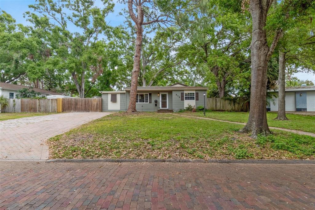 Picture of 413 65Th Street N, St Petersburg, FL 33710