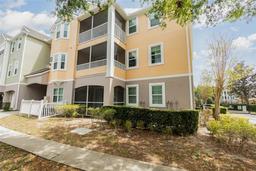 Picture of 6412 Queens Borough Avenue Unit 215, Orlando, FL 32835
