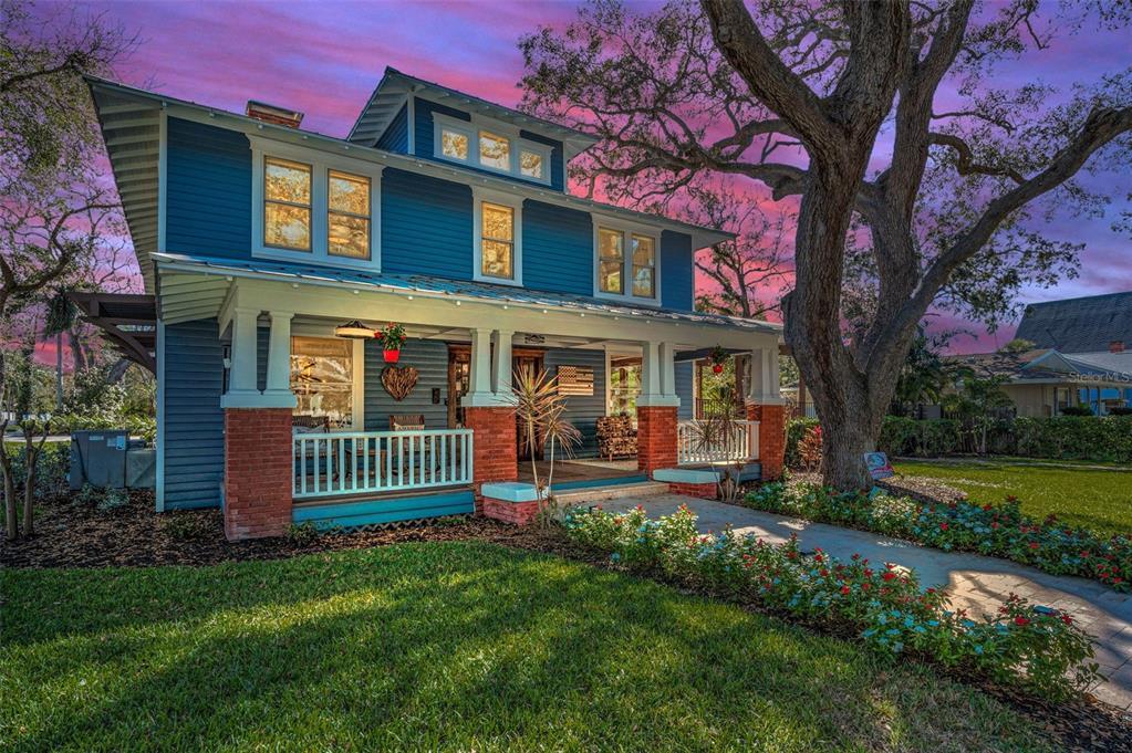 Picture of 527 Scotland Street, Dunedin, FL 34698