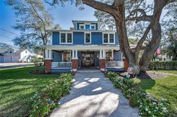 Picture of 527 Scotland Street, Dunedin, FL 34698