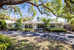 Picture of 1433 Park Street N, St Petersburg, FL 33710