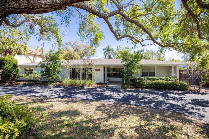 Picture of 1433 Park Street N, St Petersburg FL 33710