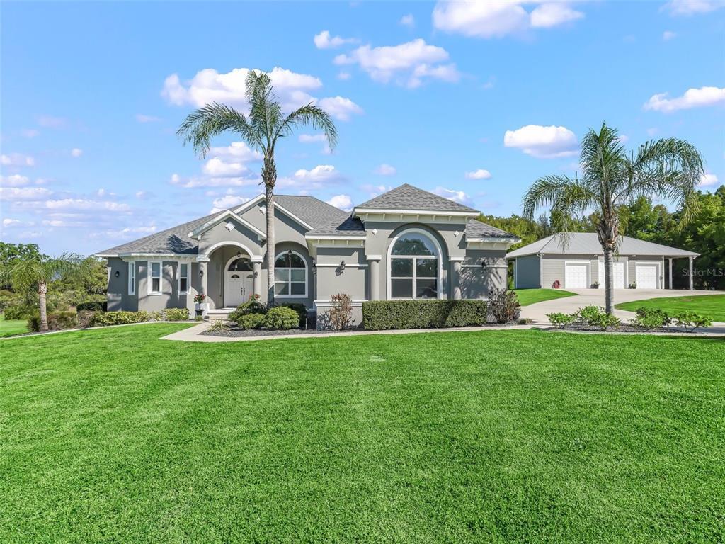 Picture of 13945 SE 156Th Lane, Weirsdale, FL 32195