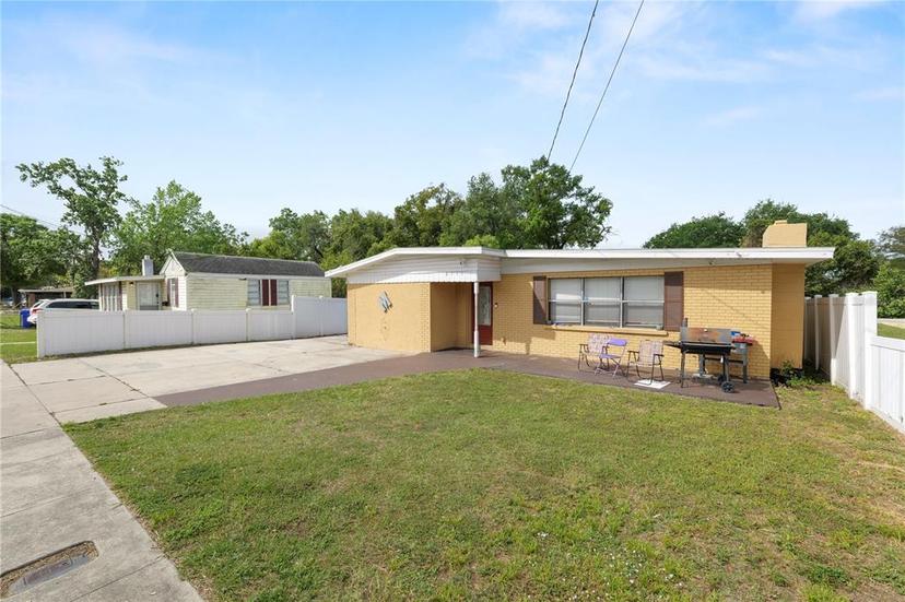 Picture of 2111 S Lincoln Avenue, Lakeland FL 33803
