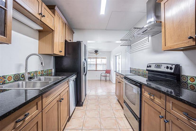 Picture of 1807 23Rd Avenue N, St Petersburg FL 33713