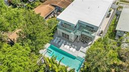 Picture of 2327 Hillview Street, Sarasota, FL 34239