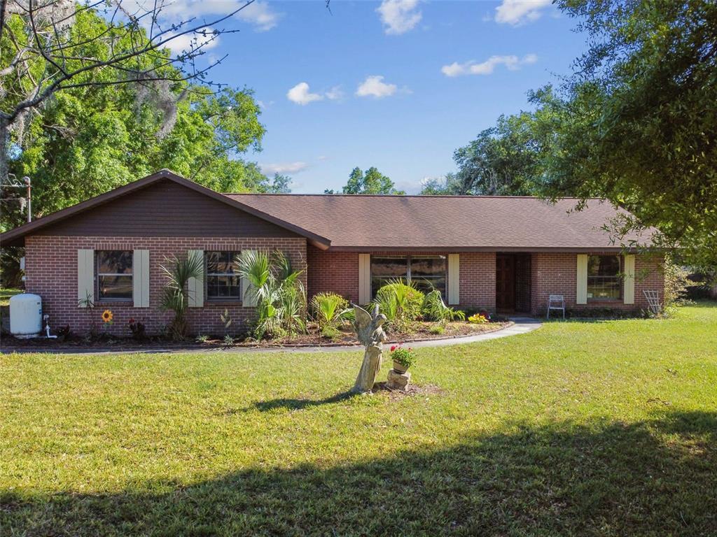 Picture of 2504 Hawk Griffin Road, Plant City, FL 33565