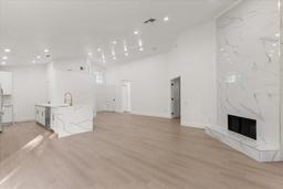 Picture of 1899 Valley Wood Way, Lake Mary, FL 32746