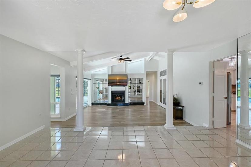 Picture of 3704 Prairie Dunes Drive, Sarasota FL 34238