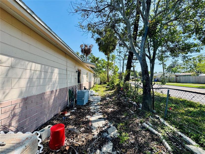 Picture of 1800 New Hampshire Avenue Ne, St Petersburg FL 33703
