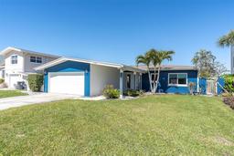 Picture of 11125 7Th Street E, Treasure Island, FL 33706