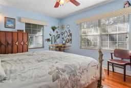 Picture of 225 Garden Circle S, Dunedin, FL 34698