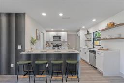Picture of 9203 Hollyridge Place, Temple Terrace, FL 33637