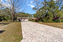 Picture of 5050 N Coconut Terrace, Beverly Hills, FL 34465