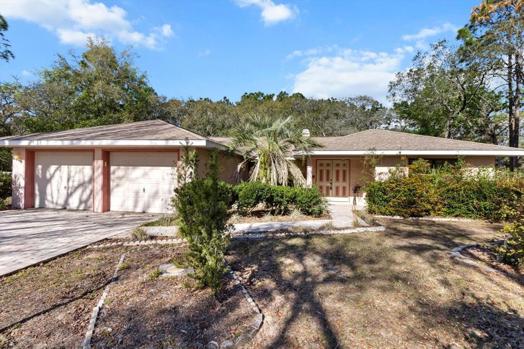 Picture of 5050 N Coconut Terrace, Beverly Hills, FL 34465