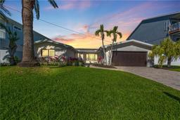 Picture of 556 Johns Pass Avenue, Madeira Beach, FL 33708