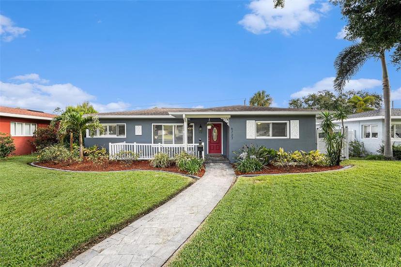 Picture of 6727 Burlington Avenue N, St Petersburg FL 33710