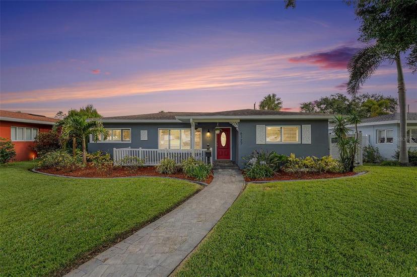 Picture of 6727 Burlington Avenue N, St Petersburg FL 33710
