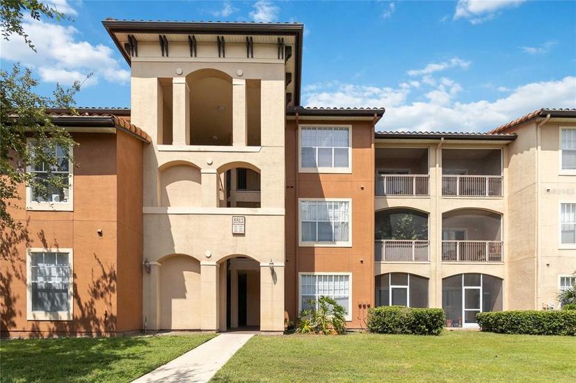 Picture of 5512 Metrowest Boulevard Unit 203, Orlando FL 32811