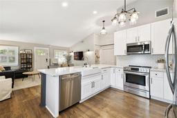 Picture of 3823 W Obispo Street, Tampa, FL 33629