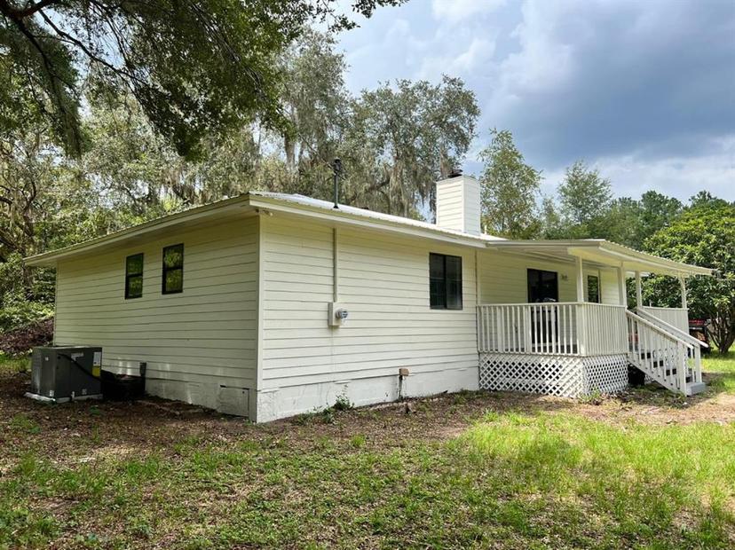 Picture of 10015 SE 225Th Drive, Hawthorne FL 32640