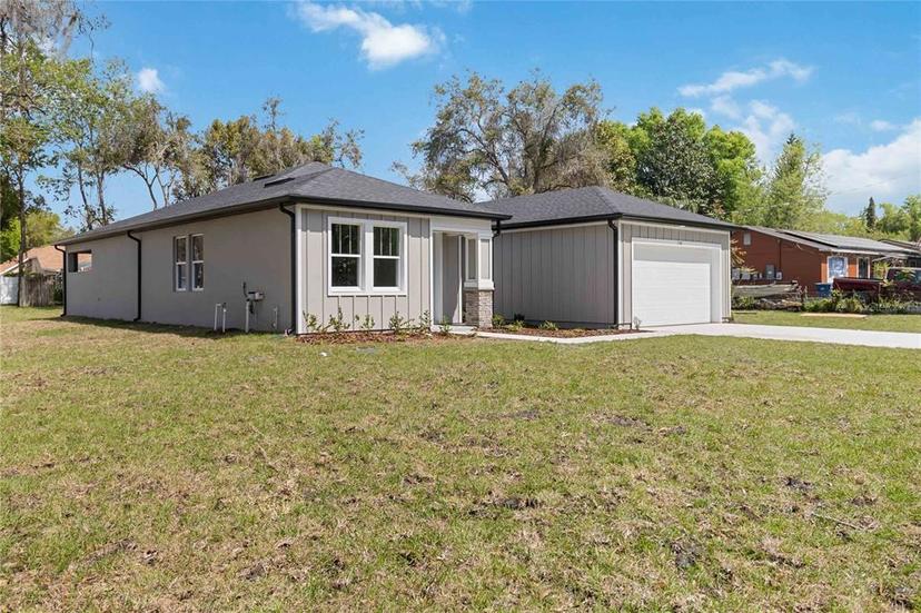 Picture of 2341 Oleander Road, Deland FL 32724