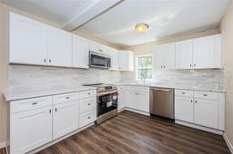 Picture of 1104 E Genesee Street, Tampa, FL 33603