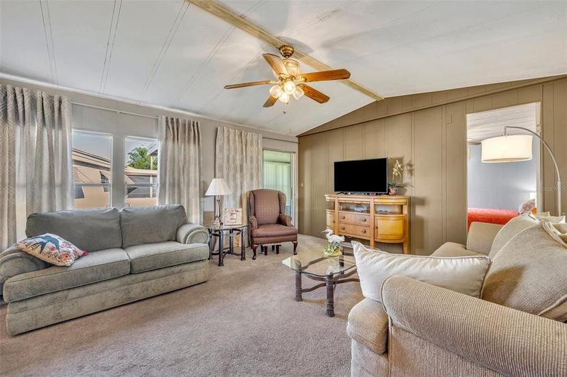 Picture of 233 Paradise S, Leesburg FL 34788