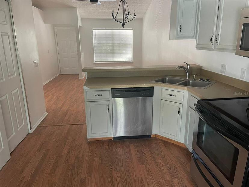 Picture of 5417 Lake Margaret Drive Unit 39, Orlando FL 32812