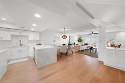 Picture of 5011 S Elberon Street, Tampa, FL 33611