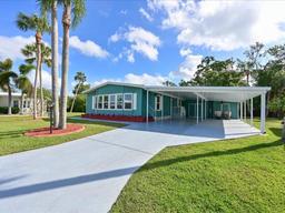 Picture of 5910 Majestic Way, Palmetto, FL 34221
