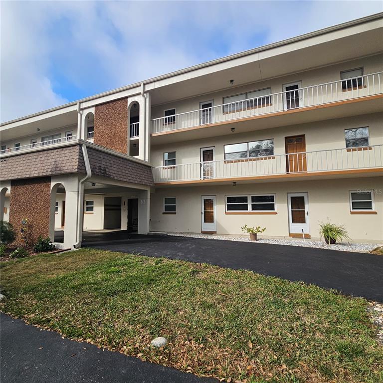 Picture of 5880 38Th Avenue N Unit 107, St Petersburg FL 33710