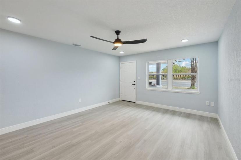 Picture of 5808 5Th Avenue N, St Petersburg FL 33710