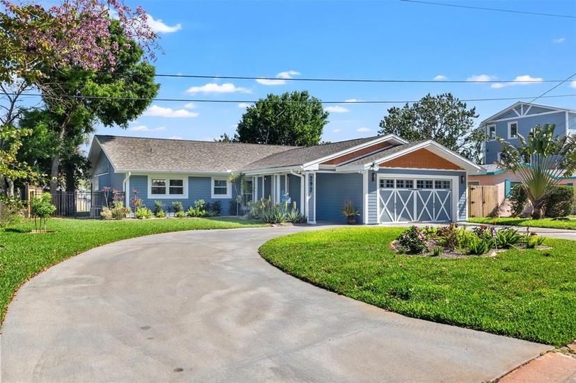Picture of 292 Sunlit Cove Drive Ne, St Petersburg FL 33702