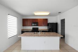 Picture of 1246 Maplebrook Drive, Lake Alfred, FL 33850