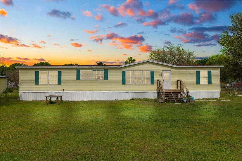 Picture of 2214 Topaz Lane, Plant City FL 33566