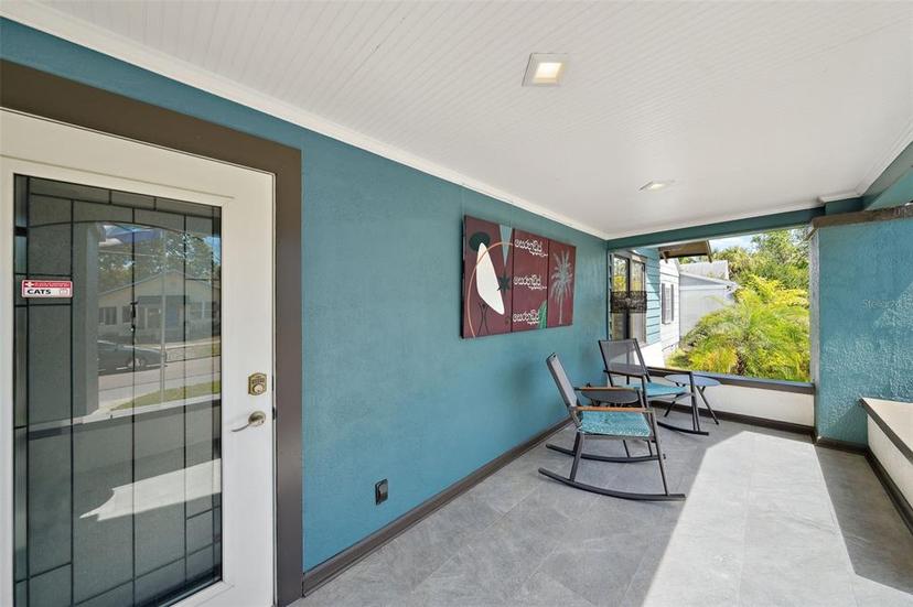 Picture of 1135 17Th Avenue N, St Petersburg FL 33704
