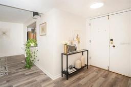 Picture of 220 Belleview Boulevard Unit 701, Belleair, FL 33756