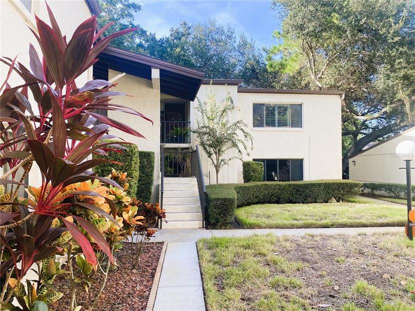 Picture of 700 Starkey Road Unit 821, Largo FL 33771