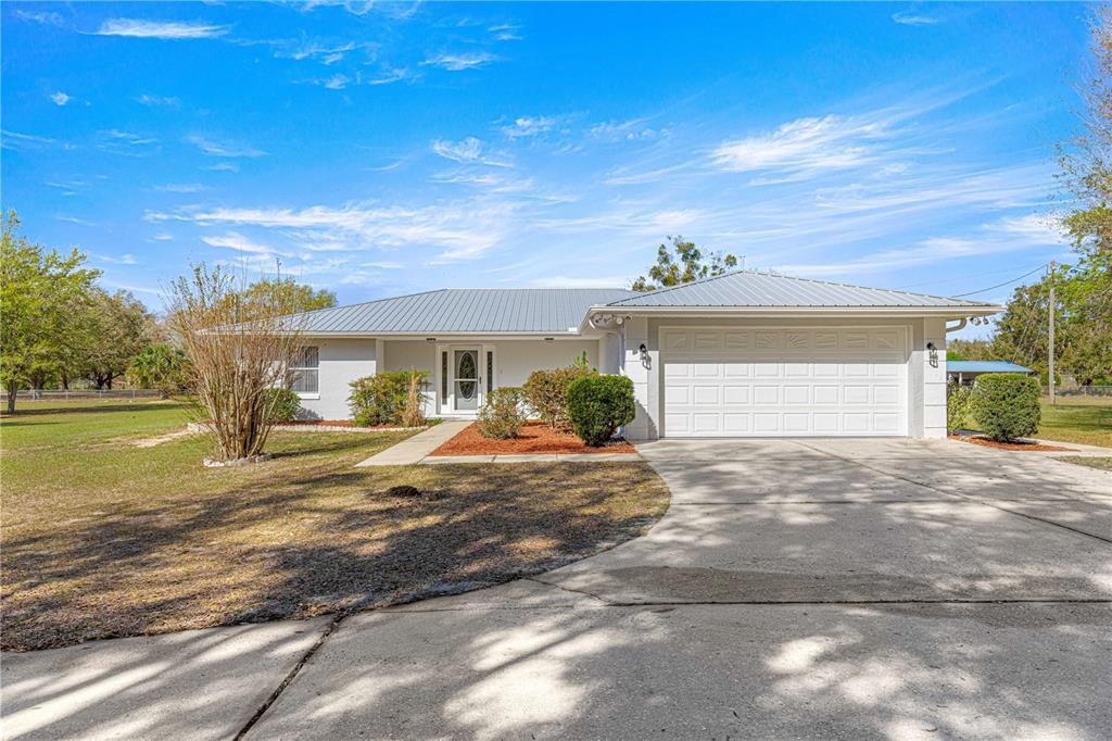 Picture of 8976 SE 126 Place, Belleview, FL 34420