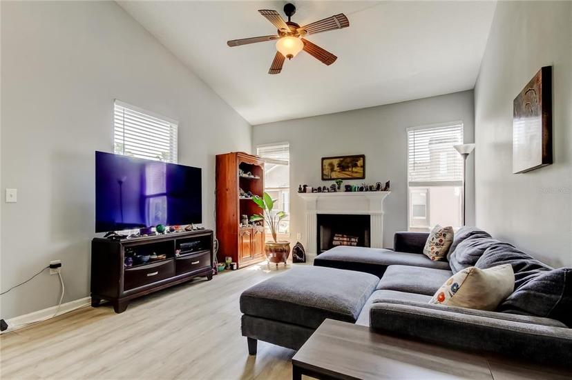 Picture of 17965 Villa Creek Drive Unit N/A, Tampa FL 33647